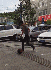 搞笑GIF:娶一个练体操的妹子肯定幸福 manxbet客户端
