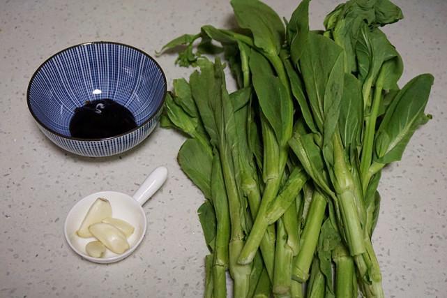 这菜5元一把,抗癌疗效不输千元补品,初春食补别忘了多吃几次