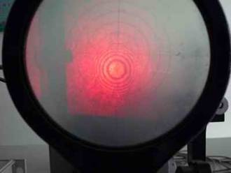 调节迈克尔逊干涉仪,调节等倾干涉条纹时,怎样