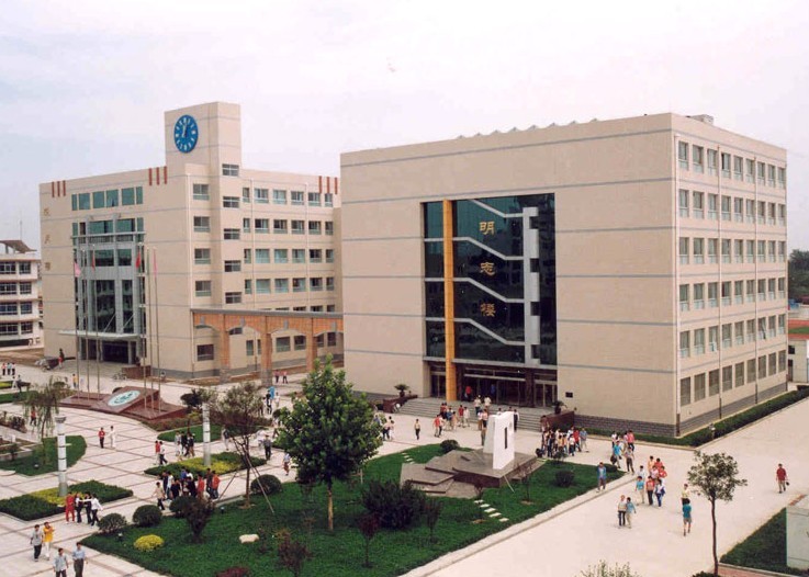 邯郸初中排名_邯郸学院宿舍(3)