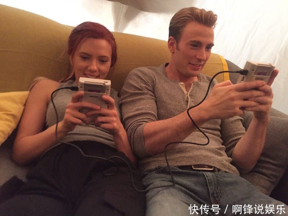 《复联4》片场趣事,美队和寡姐打游戏,浩克性