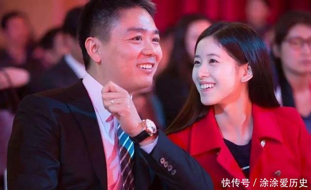 刘强东案女主坐不住了,否认仙人跳,曝正面清纯