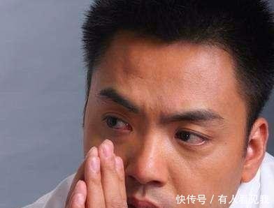 他是世间最痴情男人,女友去世十八年,他忠贞不