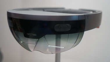 微软HoloLens实际视场角过小 名不副实令大家不满