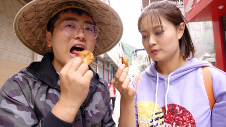 重庆街头小吃神仙物价！