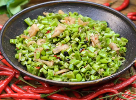 美食台 湖南人炒空心菜只需60秒 So easy！