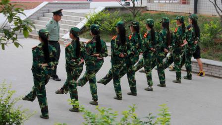 给学生军训的教官都是什么兵并不是你以为的