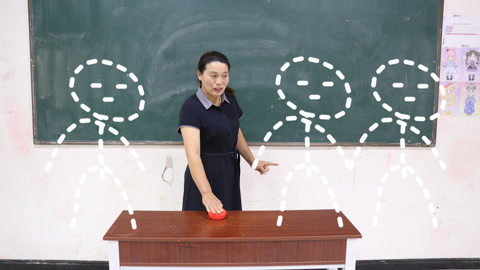美女家务事 老师要删除不爱学习的孩子，没想全班学生都消失了，这是为什么？