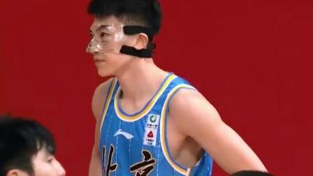 cba上演罢赛闹剧 裁判致命判罚引北京队抗议