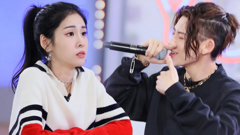我们的歌第2季会员版 小鬼教李玟rap手势 张碧晨自创搞怪pose