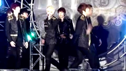 IU kiss&cry 0330 江原道宣传活动 主AJ 饭拍版 12/04/23-U-Kiss (UKiss)