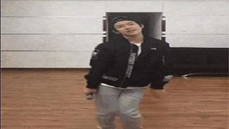 猿创精选 奇葩独自一人在家时 一照镜子就放飞自我 83