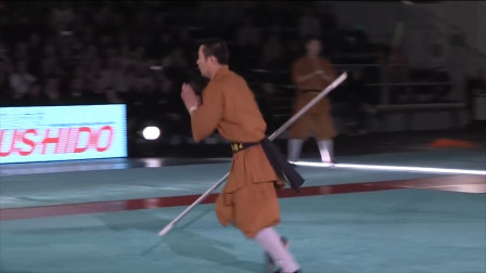 西方少林武术节功夫表演，与中方的少林武术区别在这，孙悟空的招牌动作永成经典！