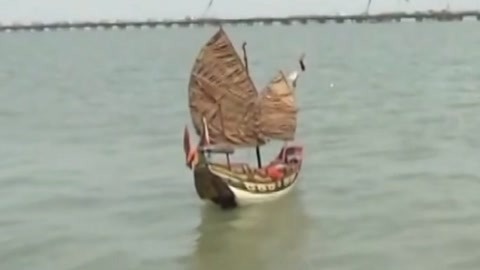 经典传奇 自动航行的诡异王爷船 预报天气的牛奶神泉