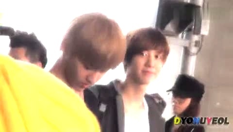 EXO 仁川机场 灿烈 & Kris 饭拍版 12/05/22-EXO