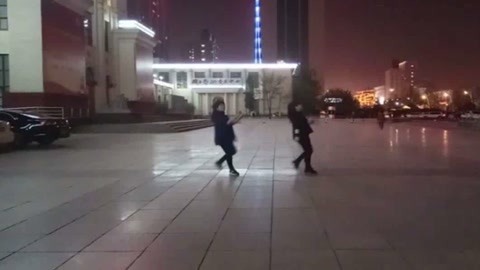 广场舞 音乐很好听舞姿优美