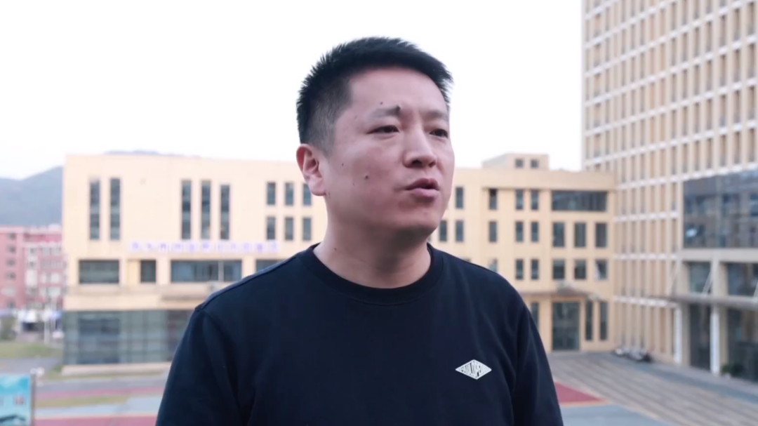 社会传真 精准匹配 全力促“就”