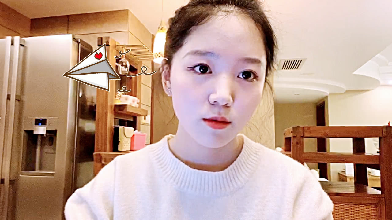 鹅宅好时光&middot;个人版 第3期：冯希瑶在线摇呼啦圈踢毽子