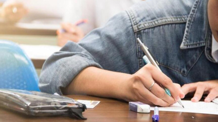 北京高考700分以上有117人