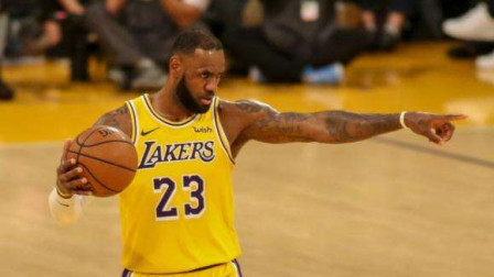 NBA流言收割机 詹姆斯新赛季将任首发控卫！湖人的新任魔术师