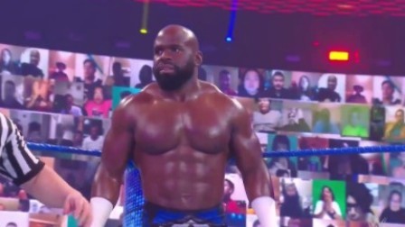 WWE SD1118期回放：萨米辛恨天脚终结对手 辫子姐扣篮赢下极限障碍赛
