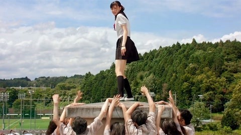 三炮笑工坊 日本美少女大战丧尸！