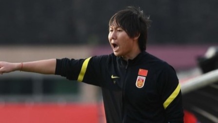 中国男足冲击2022世界杯 唏嘘！李铁正式下课，媒体内部消息证实，李霄鹏无限接近国足帅位