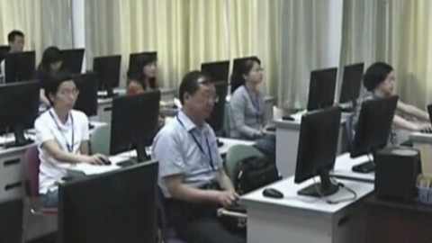 播报多看点 直击高考阅卷现场 海外整容有风险