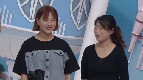 男生女生向前冲第15季 姐妹联手遗憾落水 闯关老将轻松登顶