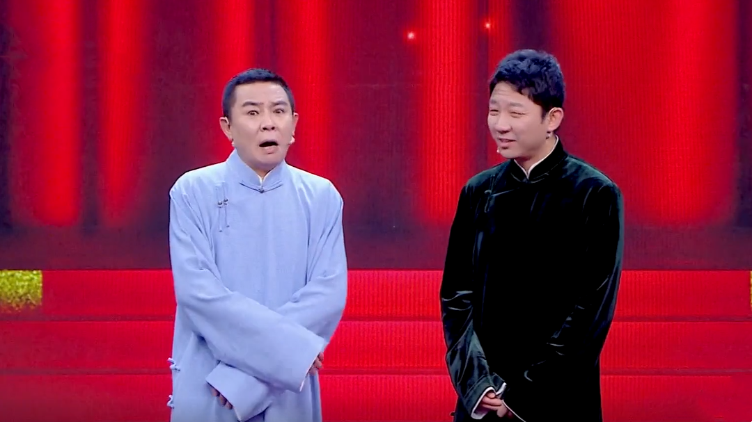 群英会 演员白红标节目现场飙球技  跨界说相声不俗表现逗乐众人