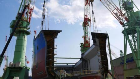 天下有警视频 日本这艘3.5万吨的航母 可搭载80架舰载机 建造时累死上百人