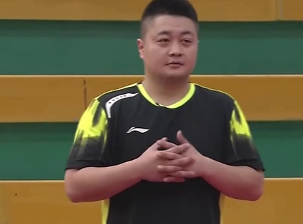 谁与争锋 第二季 羽毛球冠军VS双截棍棍王