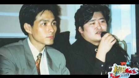 白发达人从头再来 真情演绎人生豪迈