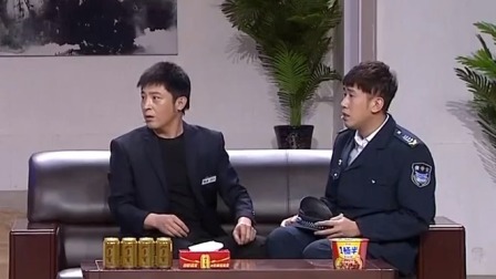 欢乐饭米粒儿 小脸获封保安队大鹦鹉