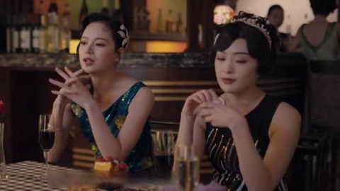 白开上歌舞厅调查案情