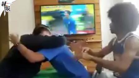 辣报世界杯 “我是你的眼” 帮盲人看世界杯