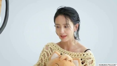娱闻第一速递 2017 9月 佟丽娅的短发获好评 却有一样东西不见了 170927