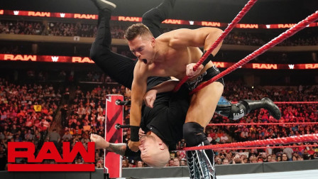 WWE RAW 2019 【RAW 08/19】米兹尽职尽责 助攻李科学