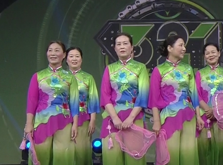 321动起来 广场舞《海派秧歌》