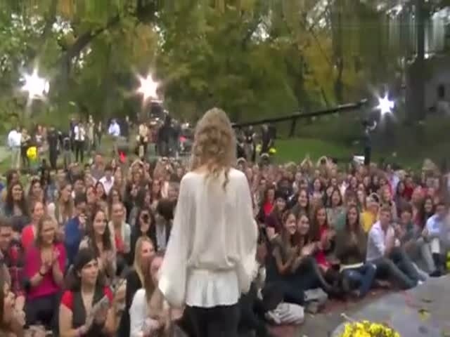 Taylor Swift Speak Now NBC 幕后花絮 Part2-Taylor Swift (泰勒·斯威夫特)