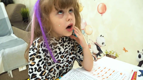 伊娃和爷爷奶奶在一起