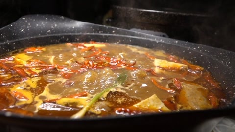觅食迹 这口火锅让人恨不得喝个底朝天