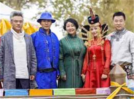 嘿！马上出发 第一季 哈琳感受土尔扈特传统婚礼