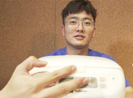 盗月社食遇记 2020 给弟弟做夜宵：祖传电饭锅焖饼