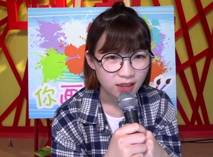 818超女聊天室 吃货周吉芳胃口大开直呼辣条君