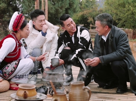 周六做好菜 林大厨踢馆三道茶非遗传承人？