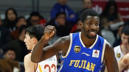 CBA 18/19赛季 保罗狂砍51+17+11大号三双，浙江队主场111-105险胜福建