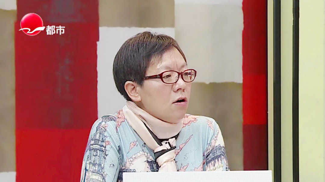 哥哥为何让妹妹“吓到手抖”？