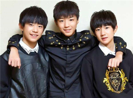 Honor易烊千玺影视资源站 TFBOYS暖心送祝福