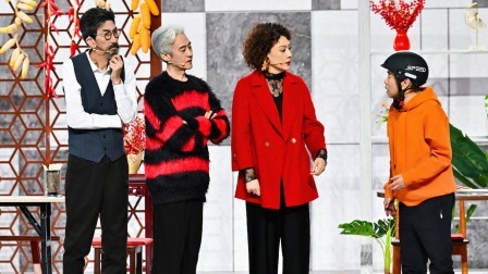 下：潘长江小品齐乐龙龙 时代少年团倾情献唱